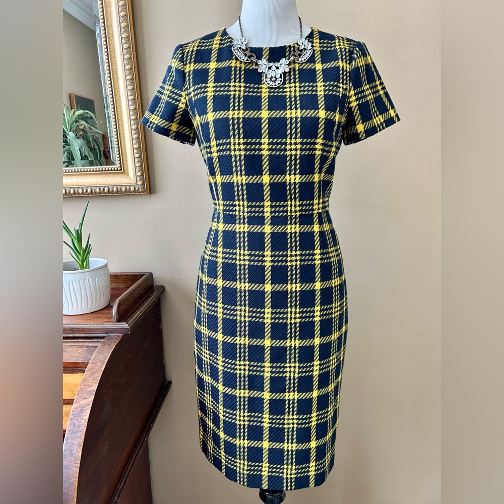Plaid Yellow and Black Dress - Picture 3 of 9